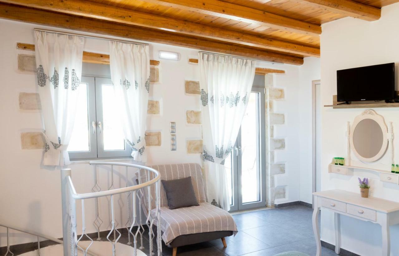 Marilena Natural Stone House, By Hellocrete Pigi  Exterior foto